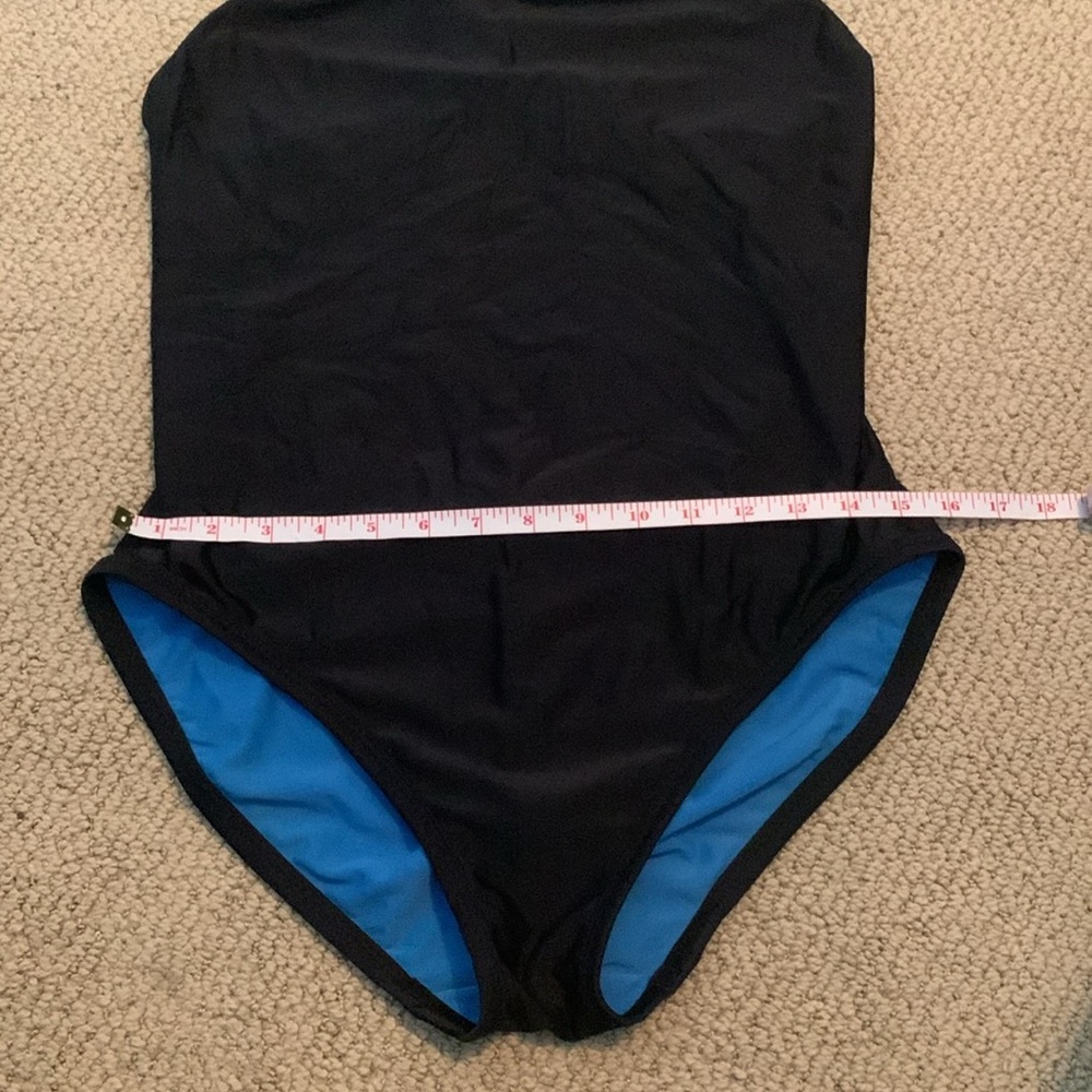 TYR swim suit see measurements - Picture 3 of 4